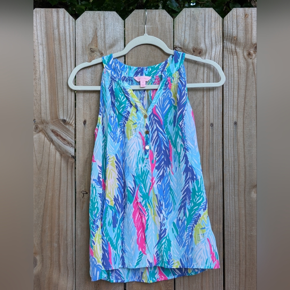 Lilly Pulitzer Silk Bailey Tank Top Light as a Feather Colorful Tropical Print